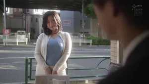 Gã chồng yếu không làm lên đỉnh, vợ yêu lên mạng tìm trai trẻ xxx khỏe